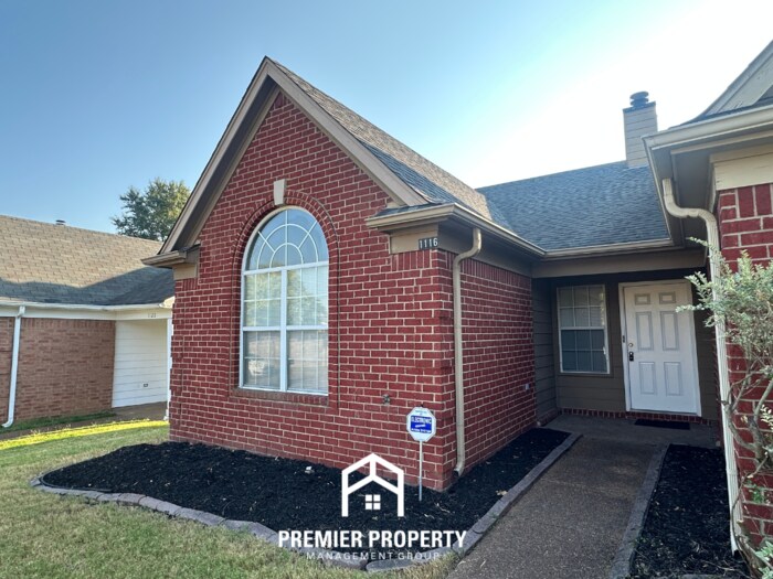 1116 Sunstar Dr in Cordova, TN - Building Photo