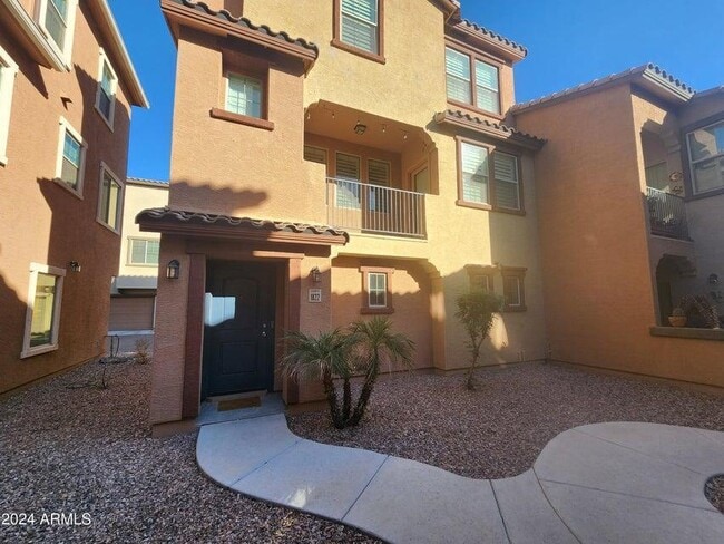 property at 1822 N 77th Glen