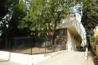 4427 Finley Ave in Los Angeles, CA - Building Photo - Building Photo