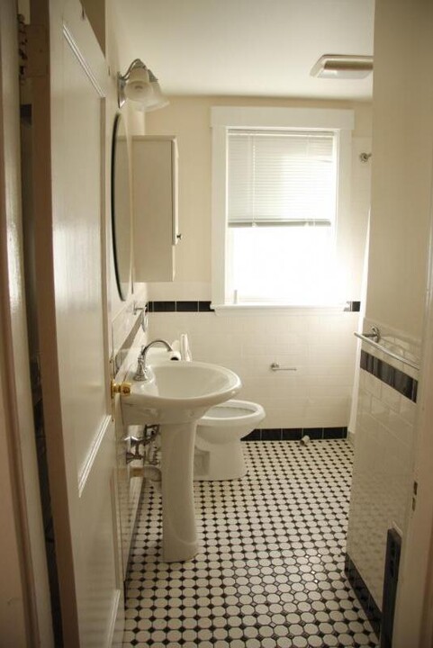 27 Justin Rd in Boston, MA - Building Photo