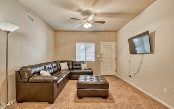 14300 Gil Reyes Dr in El Paso, TX - Building Photo - Building Photo
