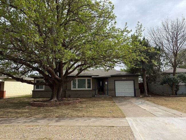 property at 2607 44th St