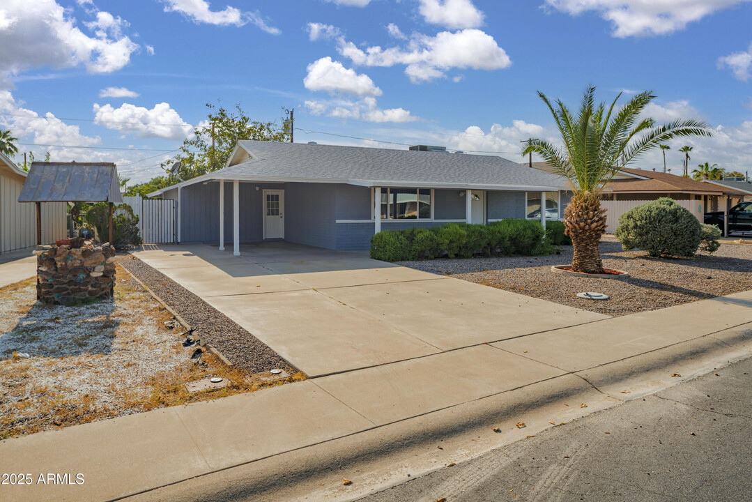 12408 N Cherry Hills Dr W in Sun City, AZ - Building Photo