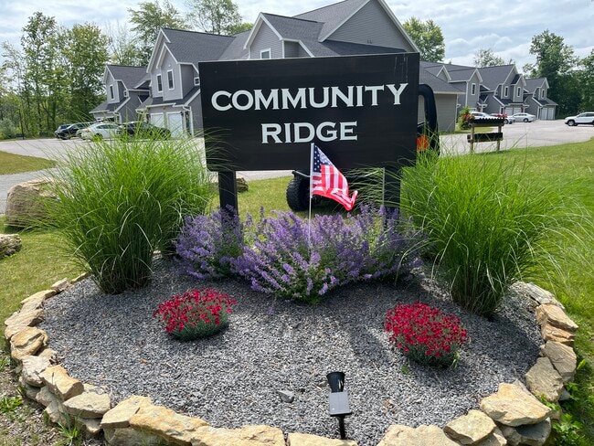 2116 Community Ln, Unit 4C in Ontario, NY - Building Photo - Building Photo