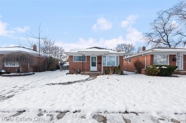 4114 Lincoln Blvd in Dearborn Heights, MI - Building Photo - Building Photo