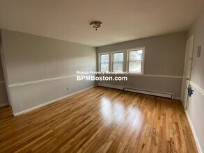 167 Delhi St in Boston, MA - Foto de edificio - Building Photo