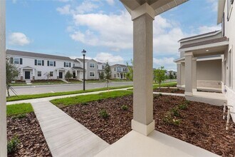 2341 White Buffalo St in Apopka, FL - Building Photo - Building Photo