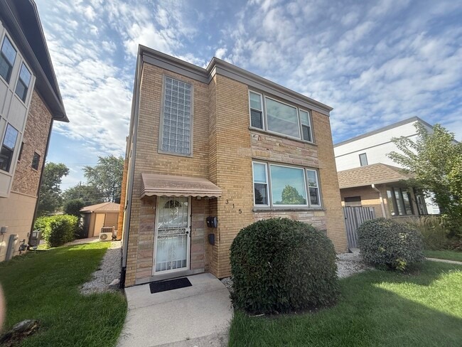 property at 315 W Prospect Ave