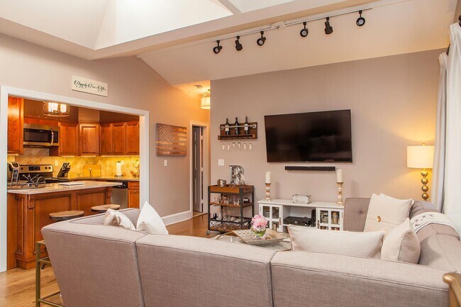 309 1st St in Hoboken, NJ - Building Photo - Building Photo