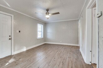 506 E Curtis Dr in Midwest City, OK - Building Photo - Building Photo