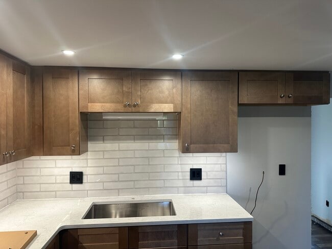 316 West St in Biddeford, ME - Building Photo - Building Photo