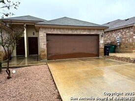 228 Ragsdale Way in New Braunfels, TX - Building Photo