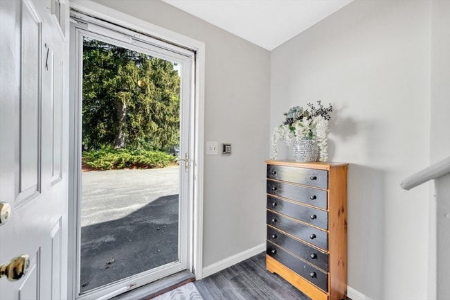 395 Donohue Rd in Dracut, MA - Building Photo - Building Photo