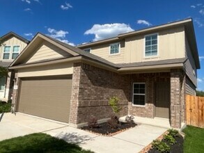 5246 Scoria Trl in San Antonio, TX - Building Photo - Building Photo