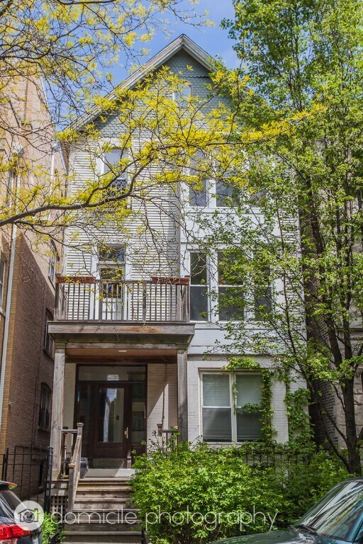 828 W Buckingham Pl in Chicago, IL - Building Photo - Building Photo