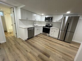 1609-1611 Hooker St in Denver, CO - Building Photo