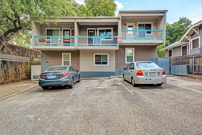 property at 1106 W 22nd St