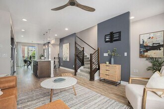 9072 E 47th Ave in Denver, CO - Building Photo - Building Photo