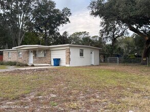 5719 Marlin Ct in Jacksonville, FL - Building Photo - Building Photo