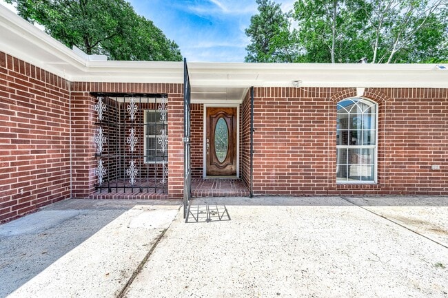 property at 8903 Sultan Dr