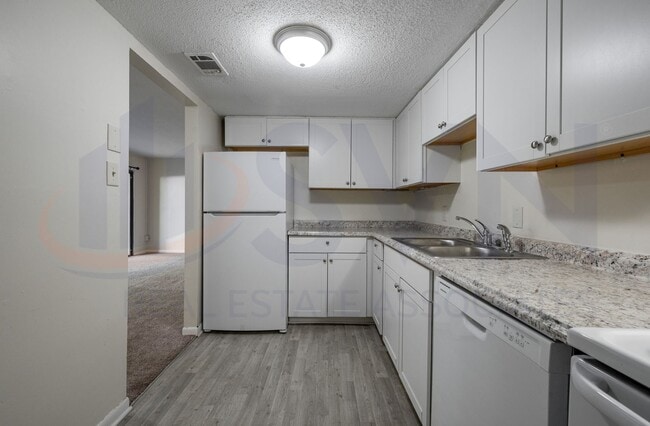 500 Umstead Dr in Chapel Hill, NC - Building Photo - Building Photo