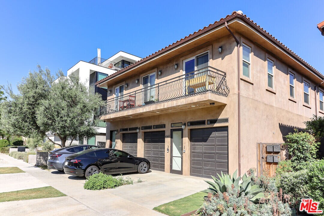 6069 Horner St, Unit 2 in Los Angeles, CA - Building Photo