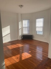 150 Glenway St in Boston, MA - Foto de edificio - Building Photo