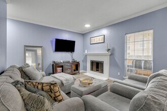 8600 Coppertowne Ln in Dallas, TX - Building Photo - Building Photo