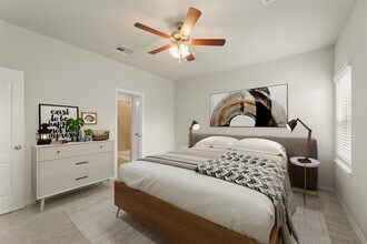 31322 Conover Dr in Fulshear, TX - Building Photo - Building Photo