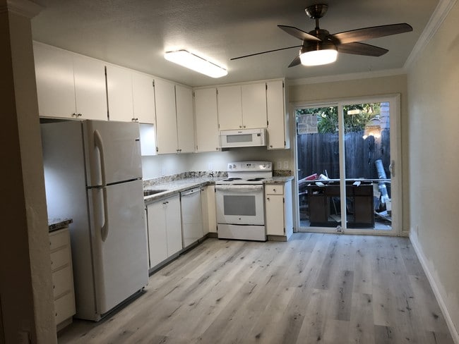 375 N M St, Unit 375 in Livermore, CA - Building Photo - Building Photo