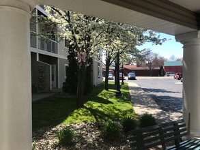 The Depot Senior Living in Coopersville, MI - Foto de edificio - Building Photo