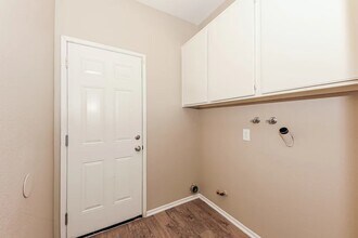 3346 N Carnation Dr in Rialto, CA - Building Photo - Building Photo