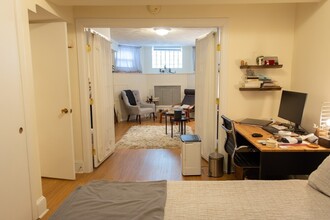 15 Naples Rd, Unit A in Brookline, MA - Building Photo - Building Photo