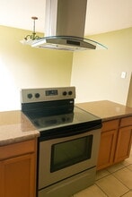 19 Houmas Pl in Destrehan, LA - Foto de edificio - Building Photo