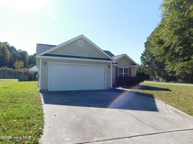 205 Sellhorn Blvd in New Bern, NC - Building Photo - Building Photo