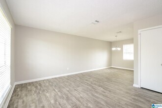 541 Closhire Ln in Birmingham, AL - Building Photo - Building Photo