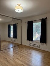 1123 Sepulveda Blvd, Unit J-203 in Torrance, CA - Foto de edificio - Building Photo