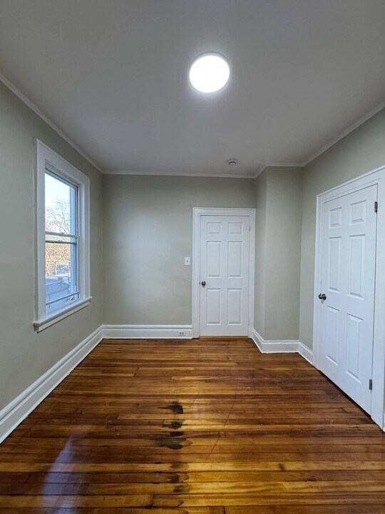 126 3rd St, Unit 2 in Elizabeth, NJ - Foto de edificio