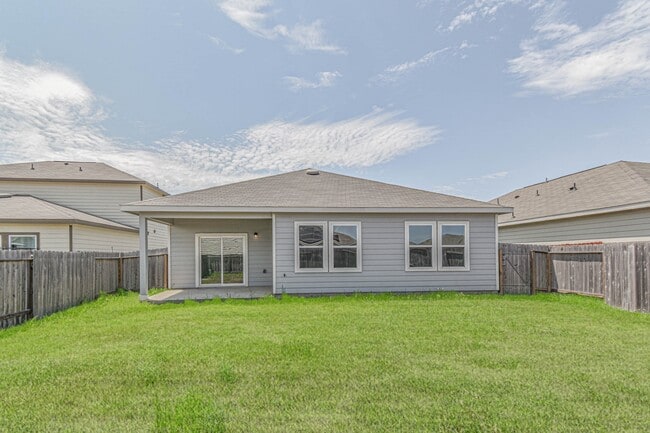 1004 Wild Enclave Ln in Pattison, TX - Building Photo - Building Photo
