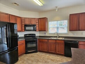 204 Hammock Dr in Lexington, SC - Building Photo - Building Photo