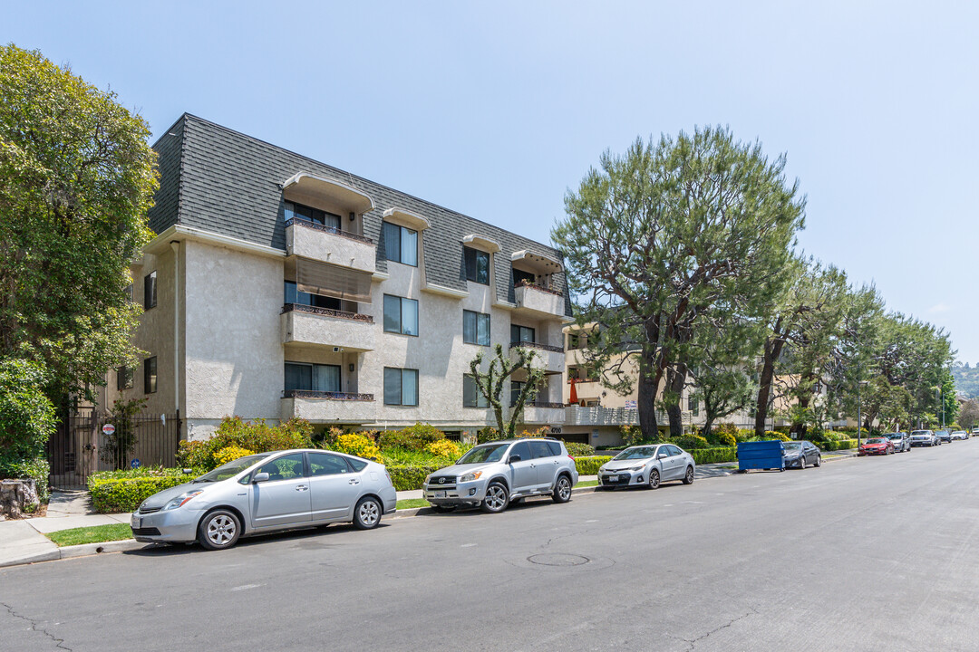 4700 Natick Ave in Sherman Oaks, CA - Building Photo