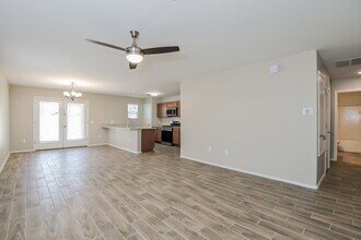 5075 E Fishhook Ct in Tucson, AZ - Building Photo - Building Photo