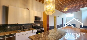 1016 W Cullerton St in Chicago, IL - Building Photo