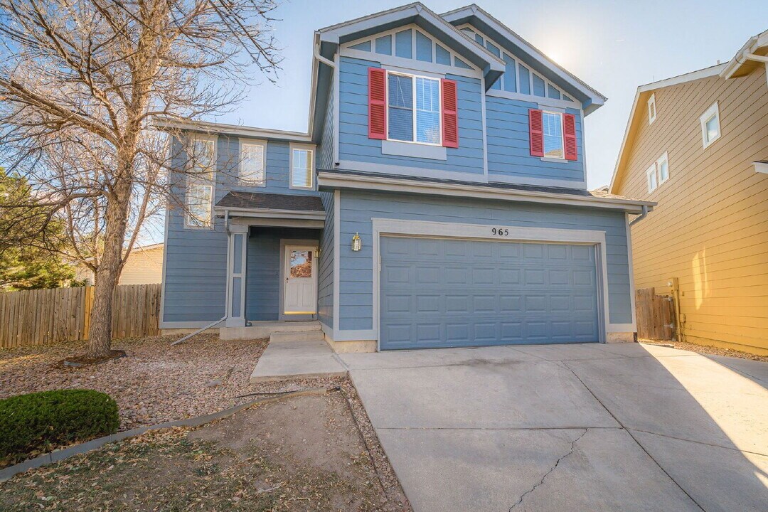 965 Evening Star Ct in Colorado Springs, CO - Building Photo