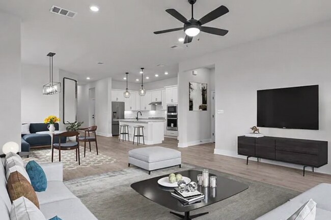 125 Cibolo Crk Lp in Bastrop, TX - Building Photo - Building Photo