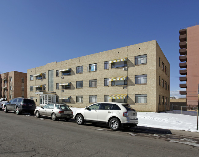 Cherry Street Apartments in Denver, CO - Building Photo - Building Photo