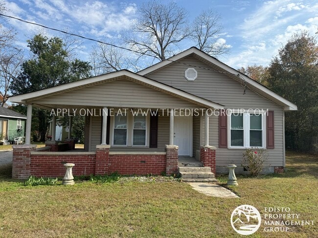 property at 2690 Magnolia St