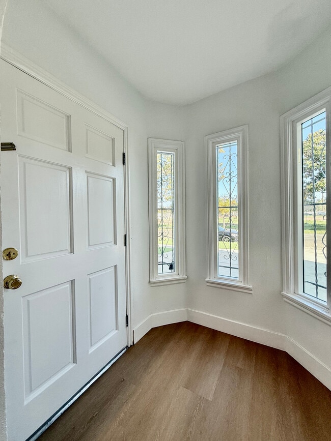 1221 West Blvd in Los Angeles, CA - Foto de edificio - Building Photo