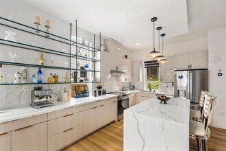 8455 24th Ave SW in Seattle, WA - Building Photo - Building Photo