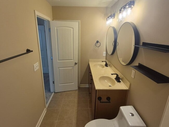 6118 San Marcos Way in Raleigh, NC - Building Photo - Building Photo